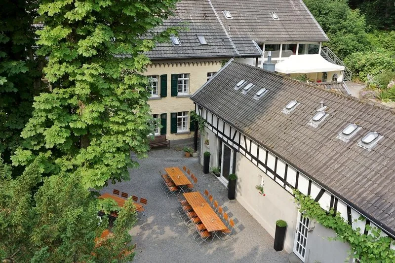 Remise und Innenhof der Kupfersiefer Mühle